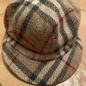 Burberry hat